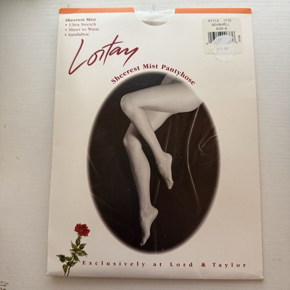 VTG LORTAY Lord & Taylor Seashell Size B Sheerest  Mist SandalToe Pantyhose NOS